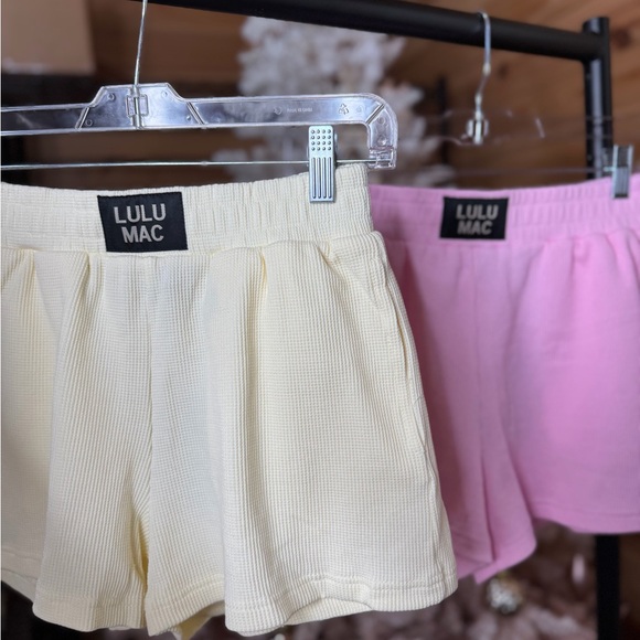 Lulu Mac Waffle Knit Butter Yellow Shorts - Picture 2 of 2